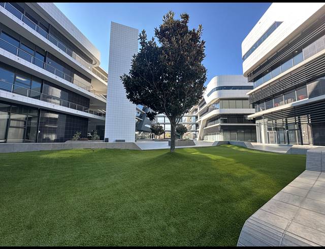144M² OFFICE TO LET IN DORINGKLOOF